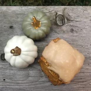 Pumpkin scone (seasonal)