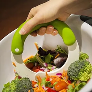 The Neighborhood Chop: Made-to-Order Salads