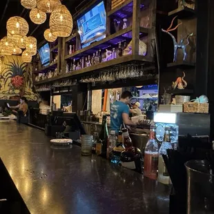 Lots of bar seating