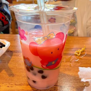 Strawberry bubble tea