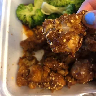 chicken wings, fried chicken wings, poultry, bbq chicken, chicken, chicken wings and fried chicken, food, bbq wings, fried chicken