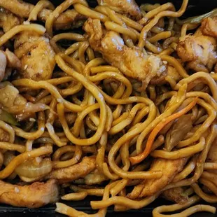chicken lo mein
