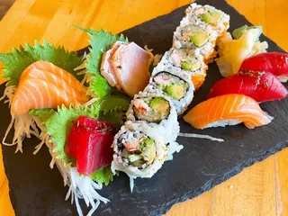 Kawa Ramen & Sushi