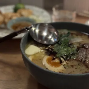 Pork and garlic ramen