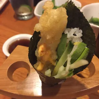 Salmon Tempura Hand Roll(1pc)