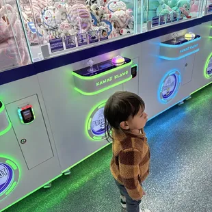 My son loves it here! He likes seeing everyone win! Haha