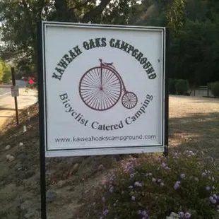 Kaweah Oaks Campground is an ideal spot for camping while on your way to the Sequoia and Kings Canyon Nationals Parks.