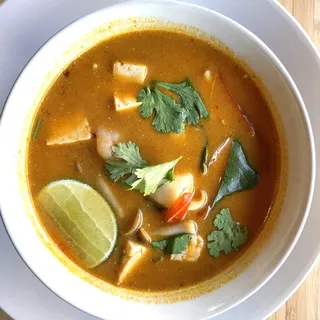 TOM YUM