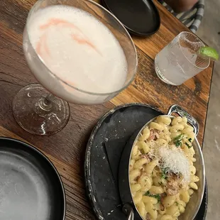 Lily Club Margarita and Mac&amp;Cheese