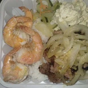 Surf n' Turf Combo Plate - NY Steak and Garlic Shrimp