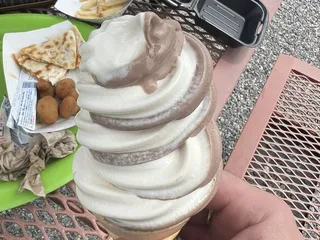 Bud & Cheryl's Ice Cream Shoppe