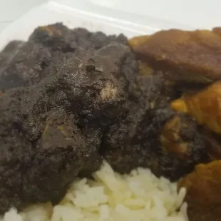 Dinuguan.