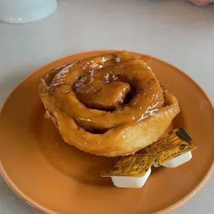 Caramel roll