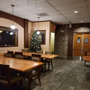 sushi and sashimi, interior