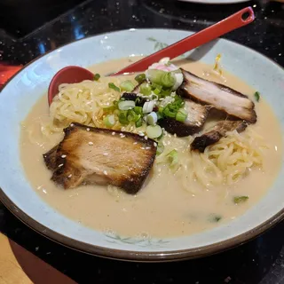 N1 Rich Tonkatsu Ramen