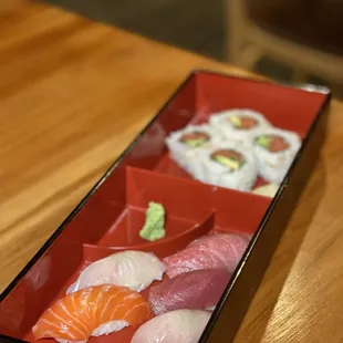 Sushi Beloved Set (Instagram: @badtothebite)