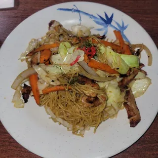 Chicken Curry Yakisoba
