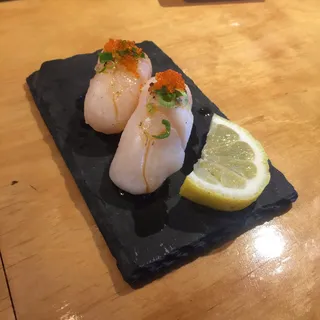 Seared scallop Sushi
