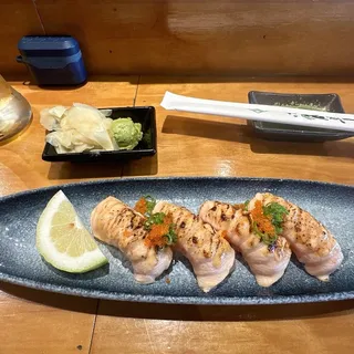 Seared Salmon Sushi