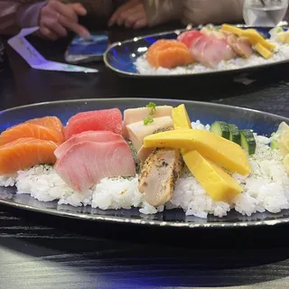 F3. Chirashi Bowl