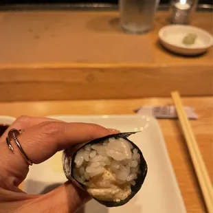 Bay Scallop hand roll