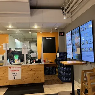 Register &amp; Pick up Area