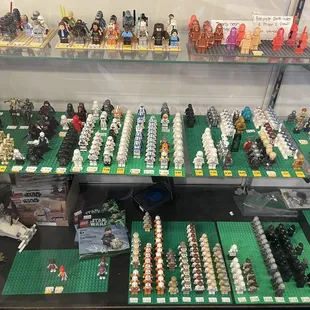 More mini figs