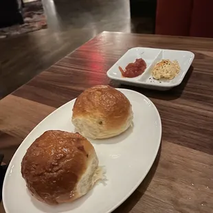 Dinner rolls