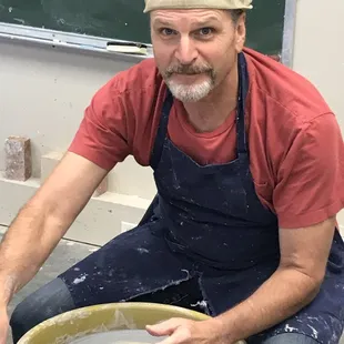 KC Clay Guild pottery throwing class