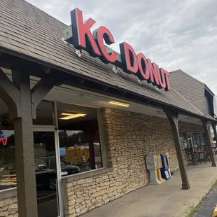 the front of a kfc donut shop