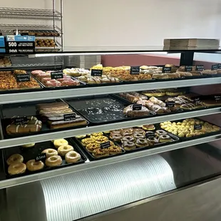 Pastry Case (2 of 3)