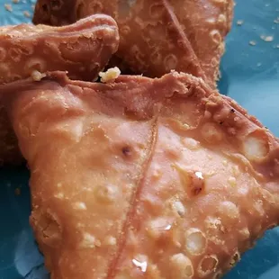 The best alu (potato) samosas in Kansas city and overland park.