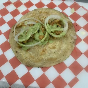 Chicken Tikka Pratha roll
$ 6.99 all day