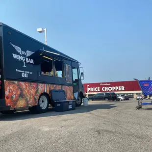 KC's WingBar Truck