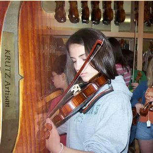 K.C. Strings features KRUTZ instruments.