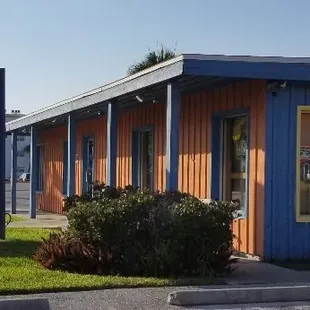 Sportys On The Beach off Gulf Blvd