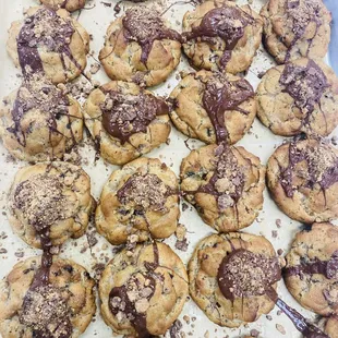 Peanut butter, high hat