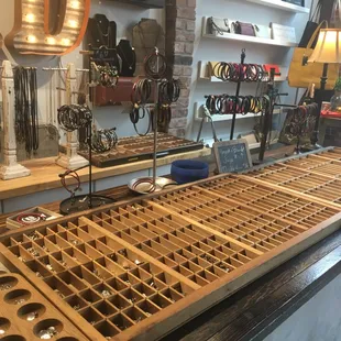 Build a meaningful gift at our extensive charm bar!