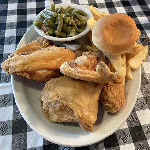 Broasted Chicken &amp; French Fries