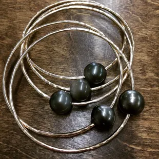 Tahitian Pearl Bangles on 12g Goldfilled Wire!