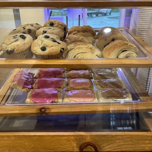 Cinnamon rolls
Blueberry muffins and croissants
Homemade poptarts