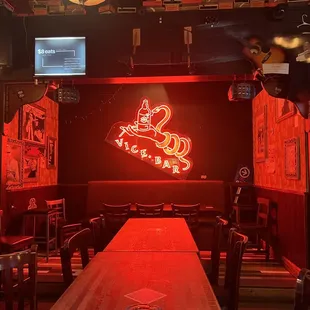 That's my kind of bar!