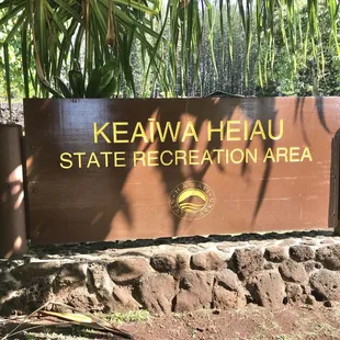 Heiau sign
