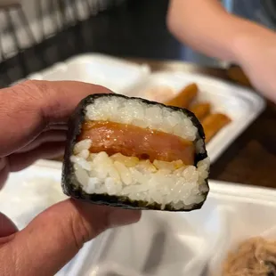 Musubi