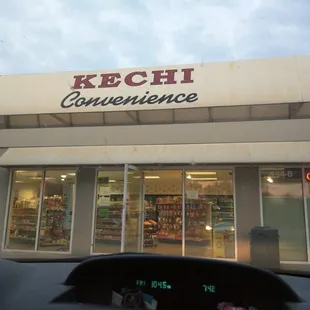 Parked right up front. The place is dead this evening.