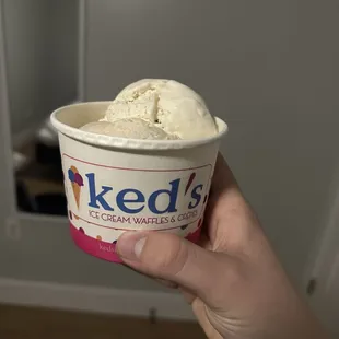 Vanilla Cinnamon, Sweet Cream, Butter Pecan Praline