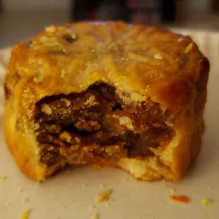 Lotus cookie ($4), vegan by default. Pretty good.