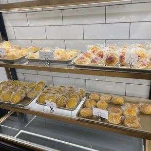 Moon cakes and buns with lotus seed and red bean paste