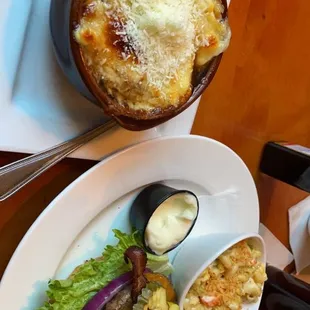 Baked Onion Soup, Smoked Jalapeño Bacon Burger and Green chile mac-n-cheese