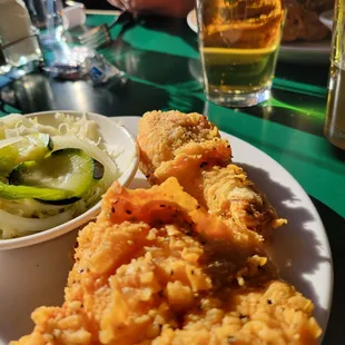 Fried chicken ans cole slaw